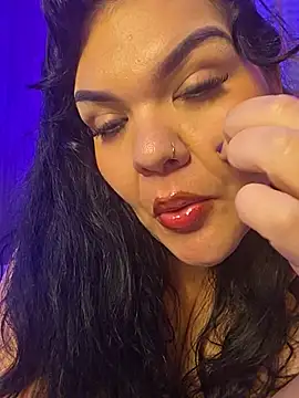 Snapshot of DiosaBelle chatting on July 2026 03:15:02 AM DiosaBelle online show from July 2026 03:15:02 AM