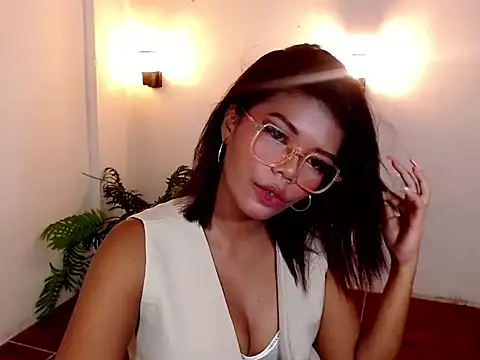 charlene pretty online show from June 2026 03:06:02 AM