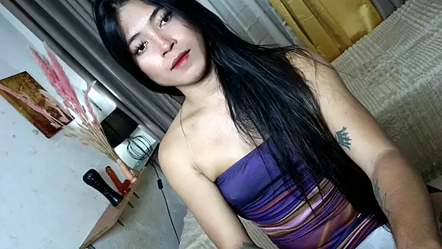 Ladymikaela online show from May 2026 04:15:01 AM