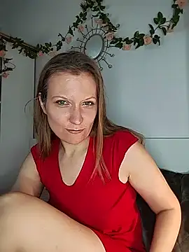 Candy Cougar online show from July 2026 07:06:02 AM