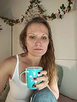 Snapshot of Candy_Cougar chatting on May 2026 07:14:01 AM Candy Cougar online show from May 2026 07:14:01 AM