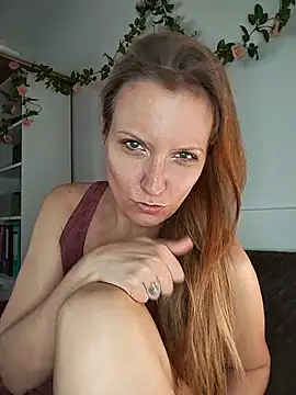 Candy Cougar online show from July 2026 06:52:01 AM