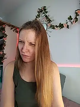 Snapshot of Candy_Cougar chatting on May 2026 06:57:02 AM Candy Cougar online show from May 2026 06:57:02 AM