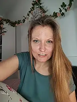 Candy Cougar online show from July 2026 07:04:01 AM