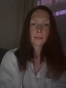 MillaSmileX online show from May 2026 05:32:02 PM