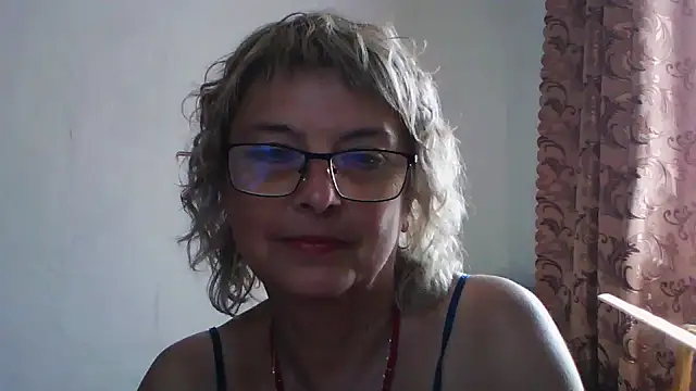 Snapshot of ElizabethGorden chatting on July 2026 06:32:01 AM ElizabethGorden online show from July 2026 06:32:01 AM