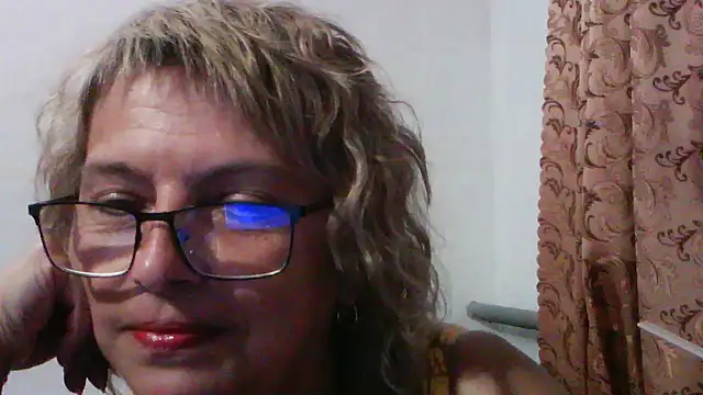 Snapshot of ElizabethGorden chatting on July 2026 05:57:01 PM ElizabethGorden online show from July 2026 05:57:01 PM