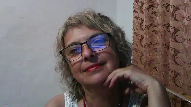 Snapshot of ElizabethGorden chatting on July 2026 05:30:02 PM ElizabethGorden online show from July 2026 05:30:02 PM