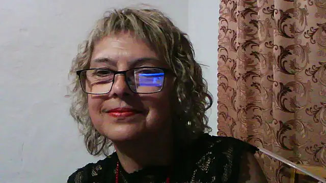 Snapshot of ElizabethGorden chatting on July 2026 06:23:01 PM ElizabethGorden online show from July 2026 06:23:01 PM
