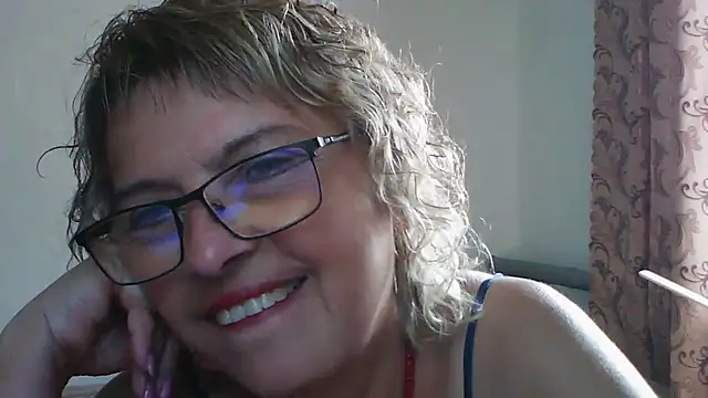 Snapshot of ElizabethGorden chatting on June 2026 05:40:02 AM ElizabethGorden online show from June 2026 05:40:02 AM