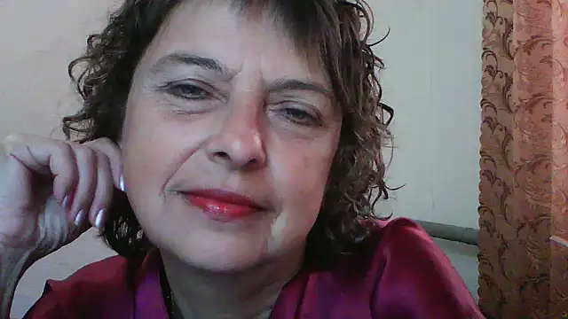 ElizabethGorden online show from May 2026 04:18:02 AM