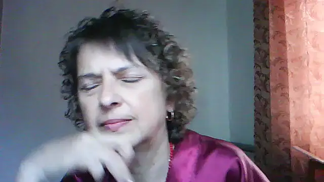 ElizabethGorden online show from May 2026 05:49:01 AM