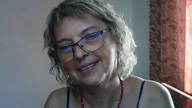 Snapshot of ElizabethGorden chatting on July 2026 06:55:01 AM ElizabethGorden online show from July 2026 06:55:01 AM