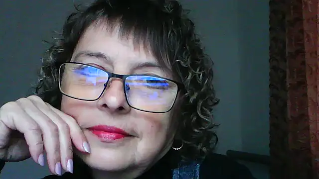 ElizabethGorden online show from June 2026 01:01:02 PM