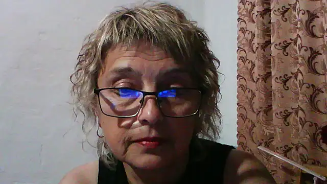 Snapshot of ElizabethGorden chatting on June 2026 06:52:01 PM ElizabethGorden online show from June 2026 06:52:01 PM