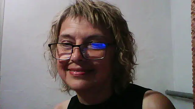 Snapshot of ElizabethGorden chatting on June 2026 07:20:01 PM ElizabethGorden online show from June 2026 07:20:01 PM
