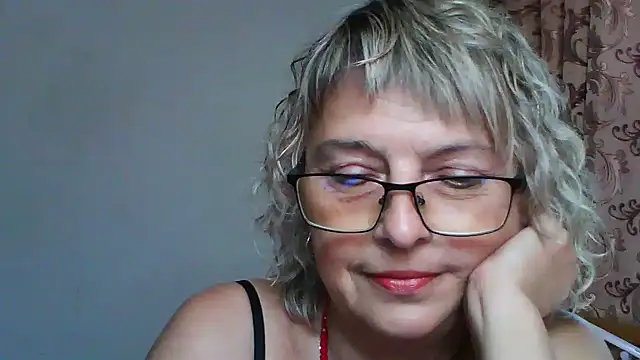 Snapshot of ElizabethGorden chatting on August 2026 01:39:02 PM ElizabethGorden online show from August 2026 01:39:02 PM