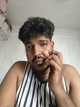 smallIdick 69 online show from May 2026 10:44:01 AM