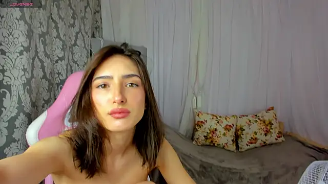 Amy Marlin online show from May 2026 01:14:02 AM