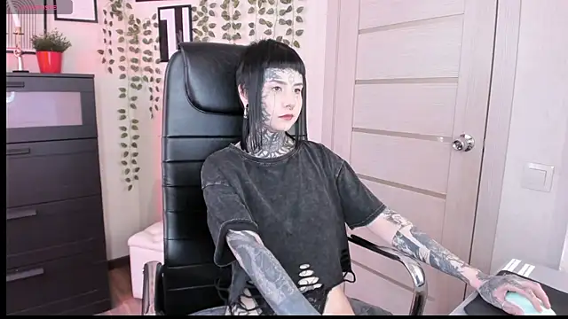 Bloood  Mary online show from June 2026 11:00:01 AM