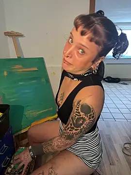 EmilieBraun online show from June 2026 01:43:02 PM