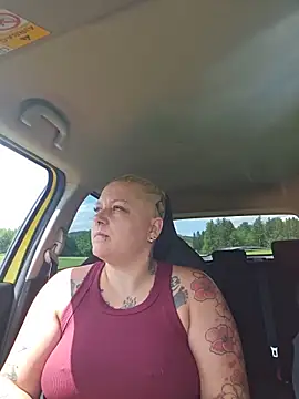 Lady Peggi online show from June 2026 12:32:02 PM