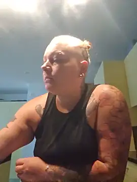 Lady Peggi online show from June 2026 06:52:02 AM