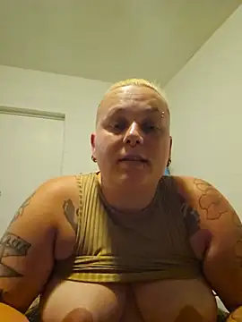 Snapshot of Lady_Peggi chatting on July 2026 09:07:02 PM Lady Peggi online show from July 2026 09:07:02 PM