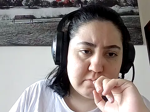 Snapshot of IsabellaJacobs chatting on May 2026 11:25:02 AM IsabellaJacobs online show from May 2026 11:25:02 AM