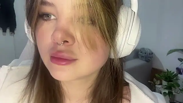 MalisaSchauland online show from May 2026 08:50:02 AM