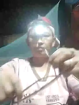 Snapshot of yeuanh1 chatting on May 2026 09:04:01 PM yeuanh1 online show from May 2026 09:04:01 PM