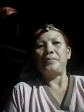 Snapshot of yeuanh1 chatting on May 2026 12:04:02 PM yeuanh1 online show from May 2026 12:04:02 PM