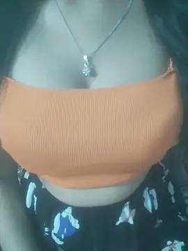 Snapshot of Rosy-Girll chatting on May 2026 04:12:02 PM Rosy-Girll online show from May 2026 04:12:02 PM