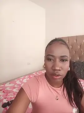 Rossiecameron  online show from May 2026 01:40:01 PM