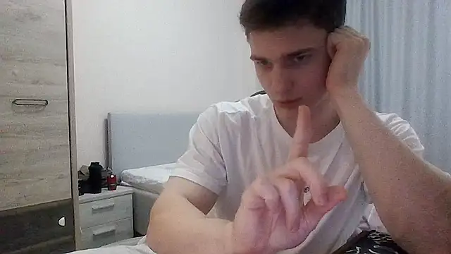 ArtemDL online show from May 2026 04:43:02 PM