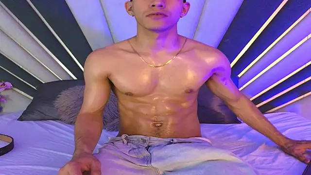 Sebastian Vega online show from May 2026 11:23:02 PM