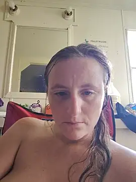 Queenle91 online show from July 2026 06:47:01 PM
