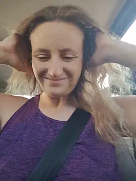 Queenle91 online show from June 2026 12:44:01 PM