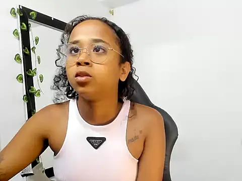 wizarpamela online show from July 2026 05:25:01 PM