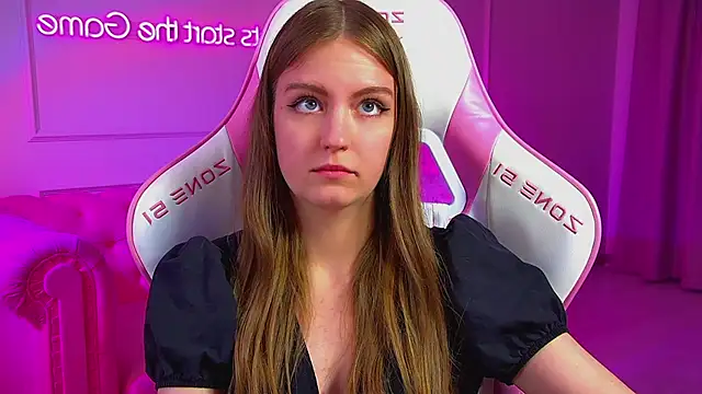 SofiaSarvains online show from June 2026 12:32:02 AM