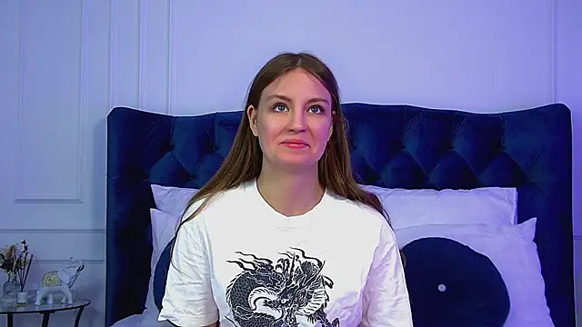 SofiaSarvains online show from May 2026 06:24:01 AM