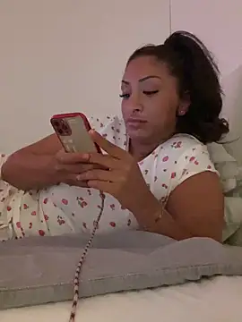 juicyprincess66 online show from June 2026 07:52:02 PM