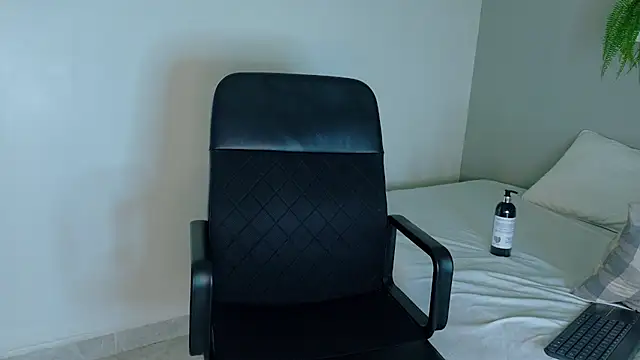 LexaDominant   online show from June 2026 02:33:01 PM