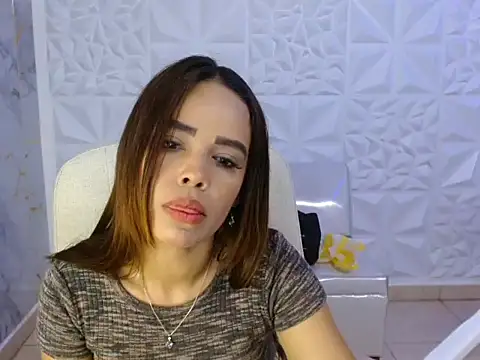 naomis 36 online show from July 2026 02:16:01 PM