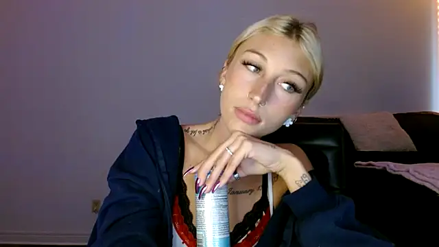 Itsirelandbby online show from May 2026 06:12:02 PM
