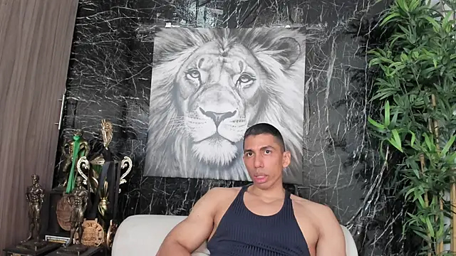 Snapshot of Erik_castle chatting on July 2026 04:11:02 PM Erik castle online show from July 2026 04:11:02 PM