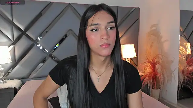 MadisonHerrera online show from June 2026 12:32:02 PM