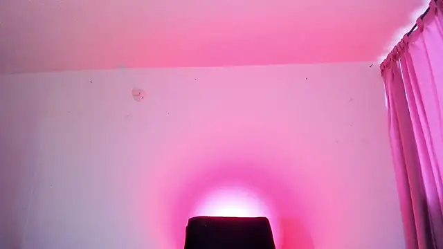 Sophiie dreams online show from July 2026 12:44:01 PM