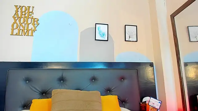 Boy Mathew online show from May 2026 11:24:01 AM