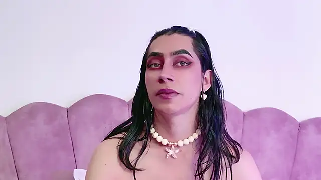 Alexadomina22 online show from May 2026 09:26:02 PM